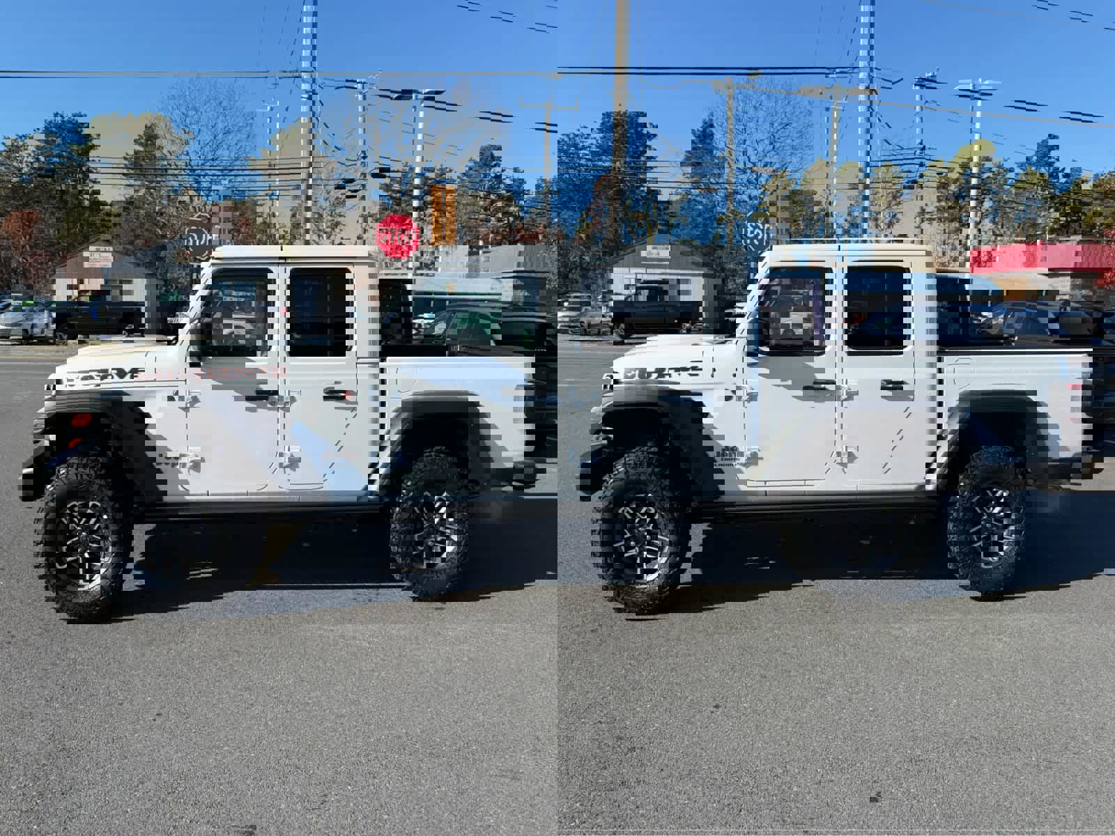 New 2026 Jeep Gladiator Mojave image 4