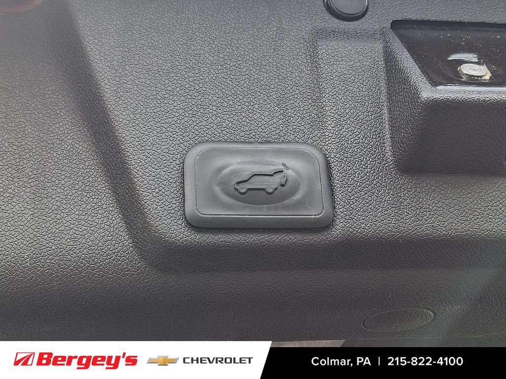 Certified 2017 Chevrolet Traverse LT AWD/4WD image 32