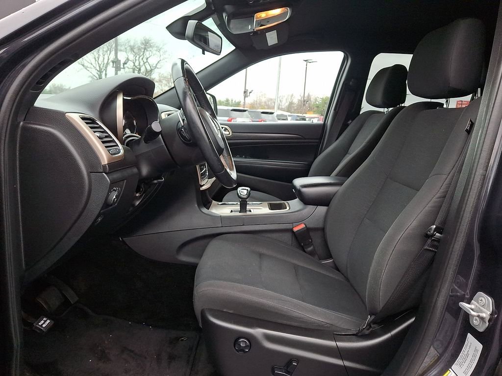 Used 2015 Jeep Grand Cherokee Laredo w/ Quick Order Package 23E image 13