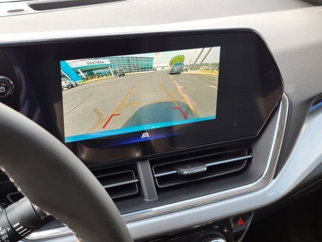New 2026 Chevrolet Trax LT w/ Sunroof Package FWD image 20