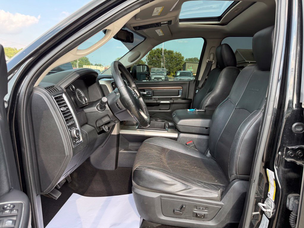 Used 2015 RAM 2500 Laramie AWD/4WD image 25