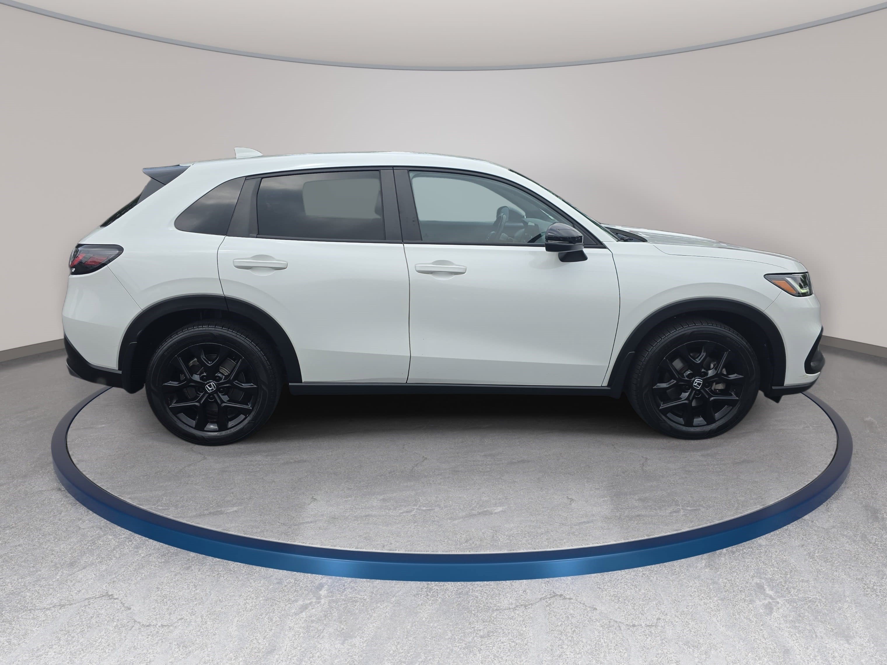 Certified 2024 Honda HR-V Sport image 4