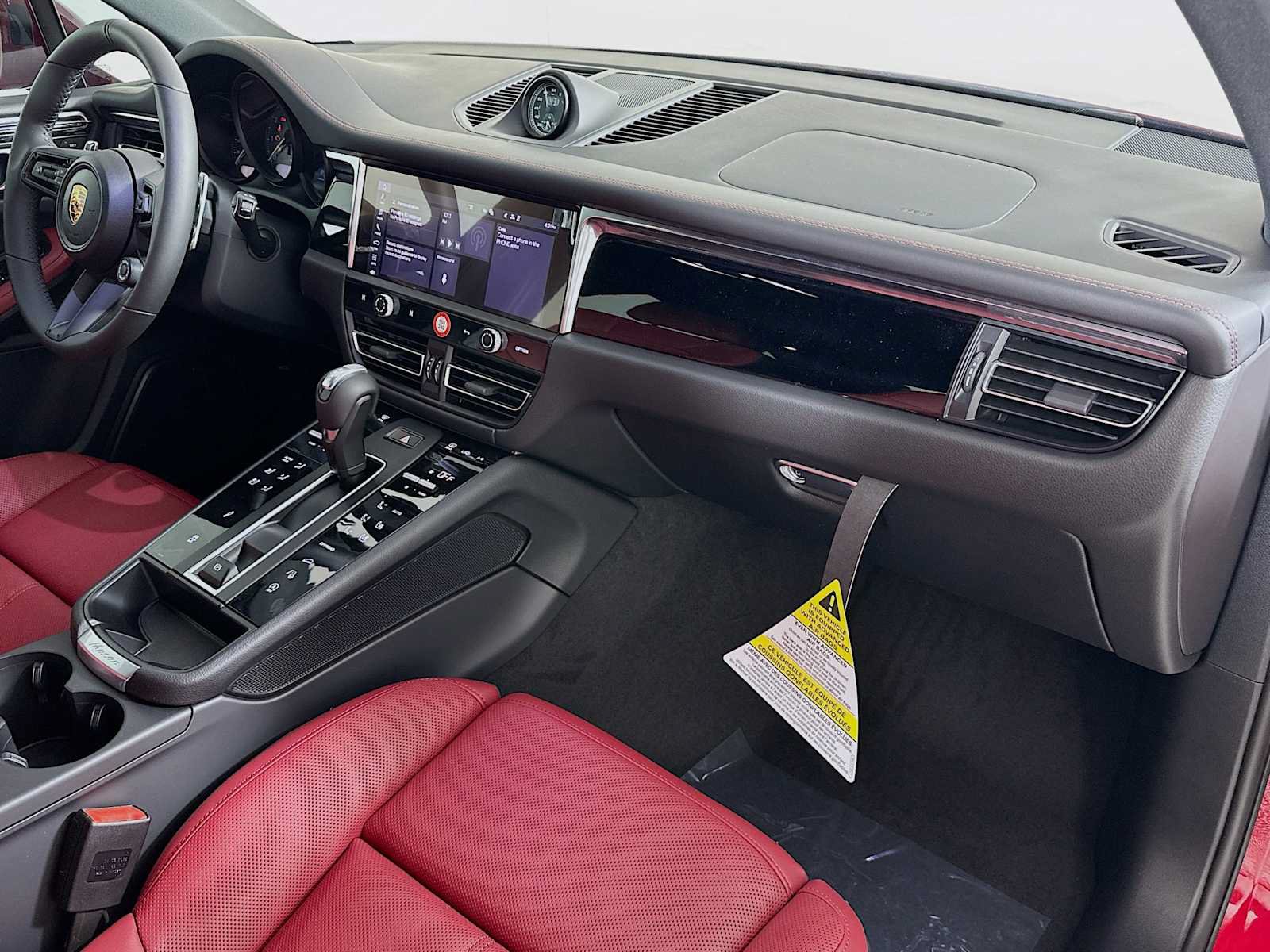 New 2026 Porsche Macan S AWD/4WD image 30