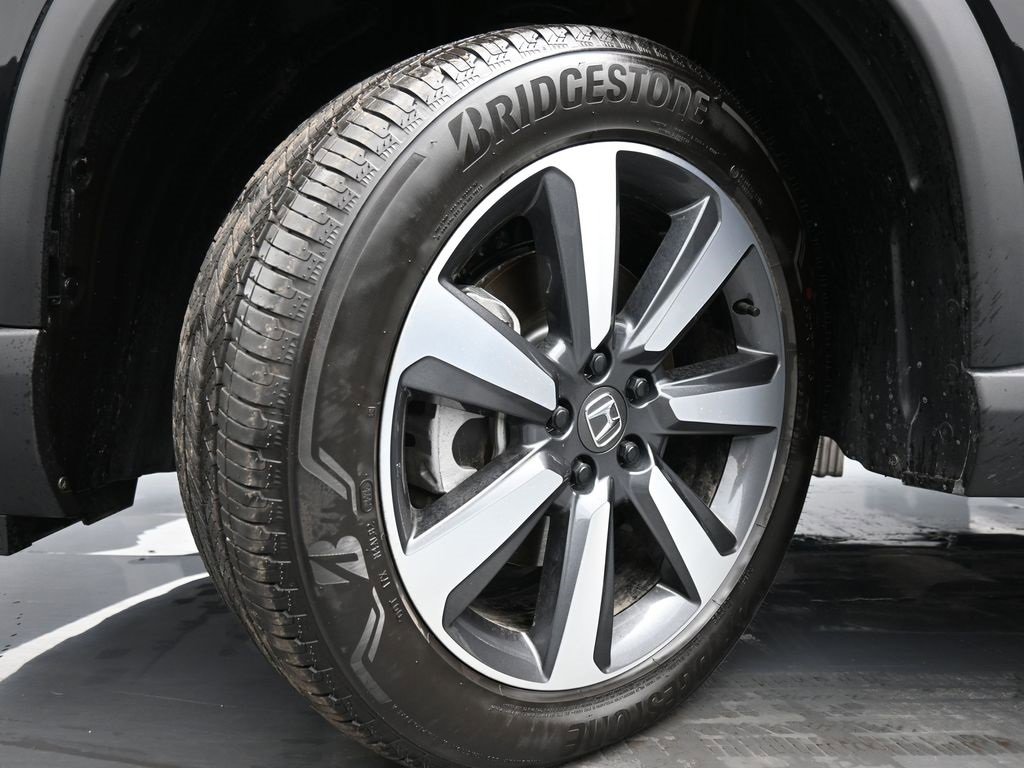 Certified 2025 Honda Pilot Touring image 43