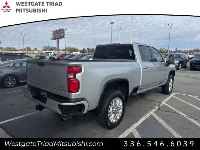 Used 2020 Chevrolet Silverado 2500 High Country w/ Technology Package image 12