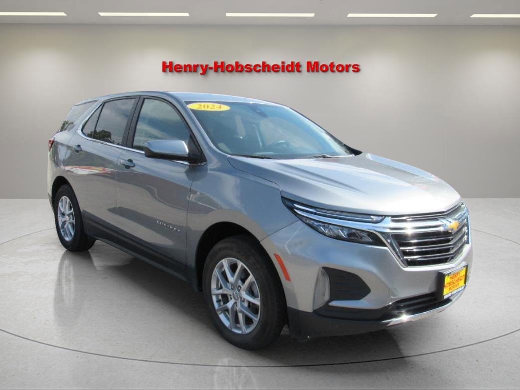 Used 2024 Chevrolet Equinox LT image 1