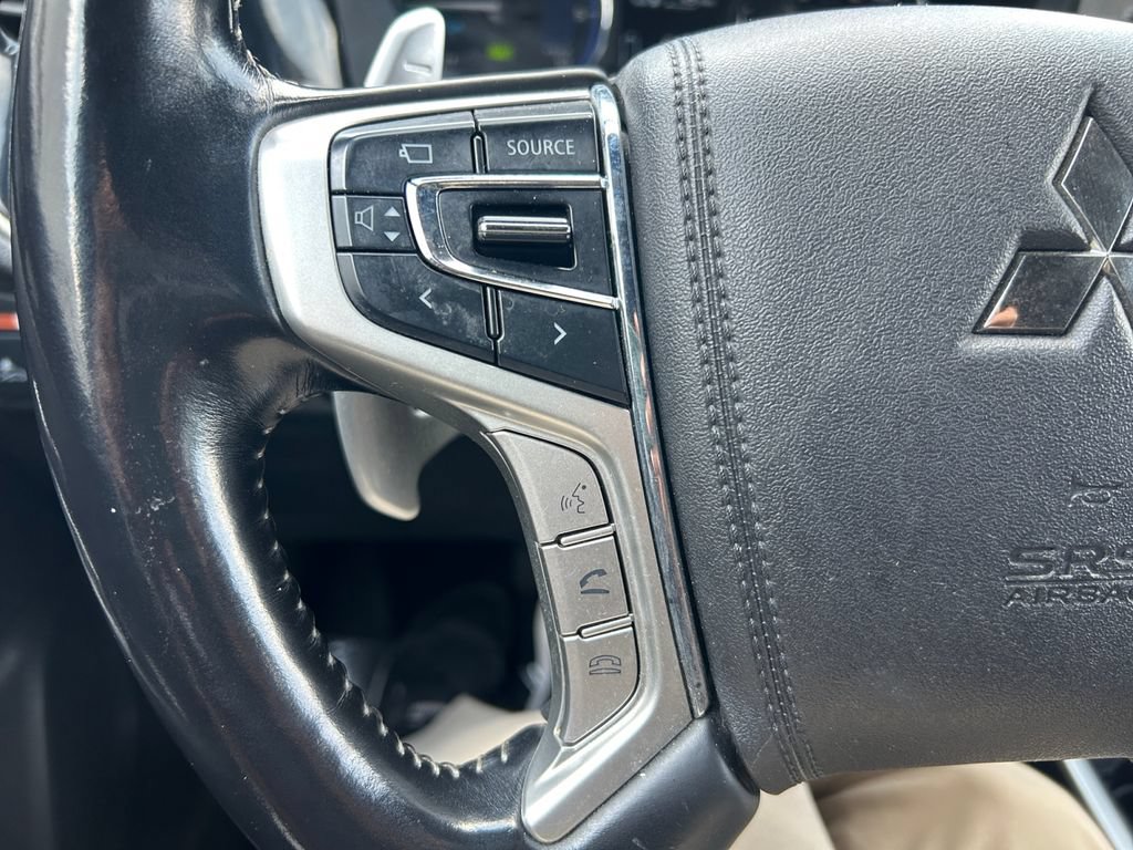 Used 2022 Mitsubishi Outlander LE AWD/4WD image 35
