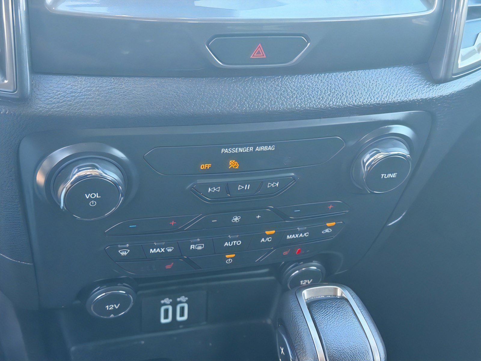 Used 2020 Ford Ranger Lariat w/ Equipment Group 501A Mid image 28