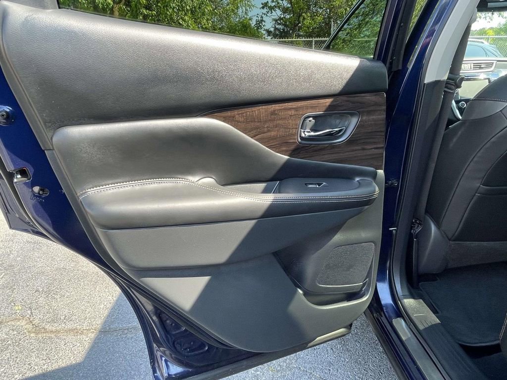 Used 2023 Nissan Murano Platinum w/ Cargo Package FWD image 20