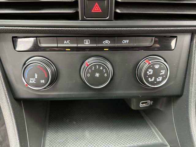 Used 2019 Volkswagen Jetta S w/ Driver Assistance Package image 20