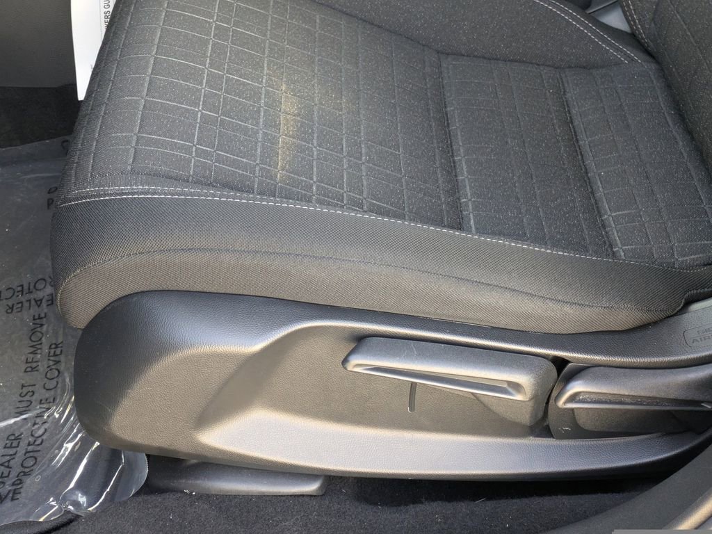 Used 2024 Honda HR-V LX image 23