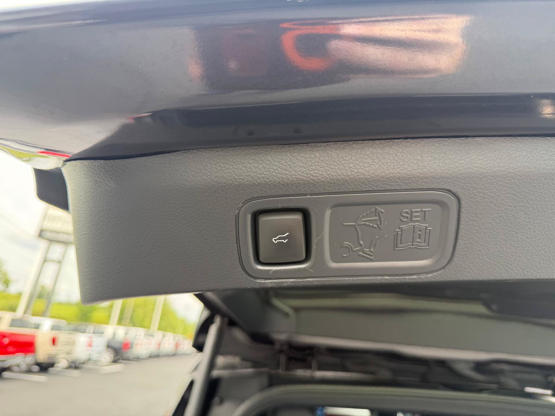 Used 2023 Lincoln Navigator L Reserve AWD/4WD image 15