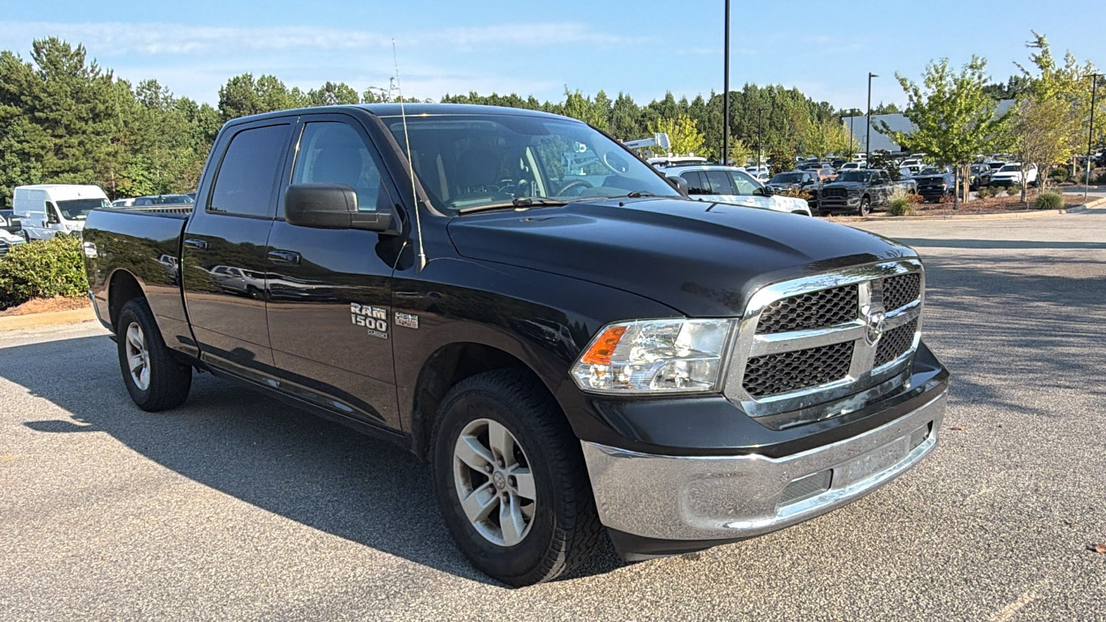Used 2019 RAM 1500 Classic SLT RWD image 5