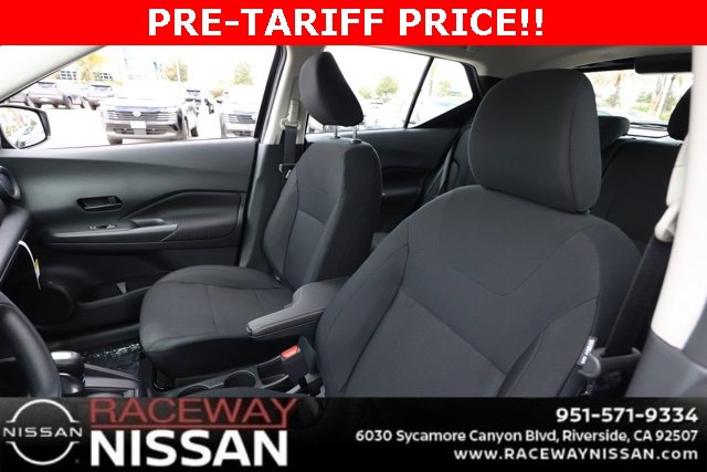 New 2025 Nissan Kicks Play S image 15