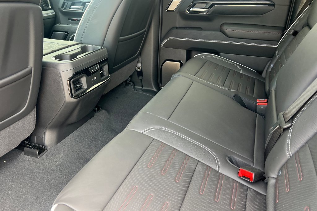 New 2026 GMC Sierra 1500 AT4X w/ AT4X AEV Edition image 9