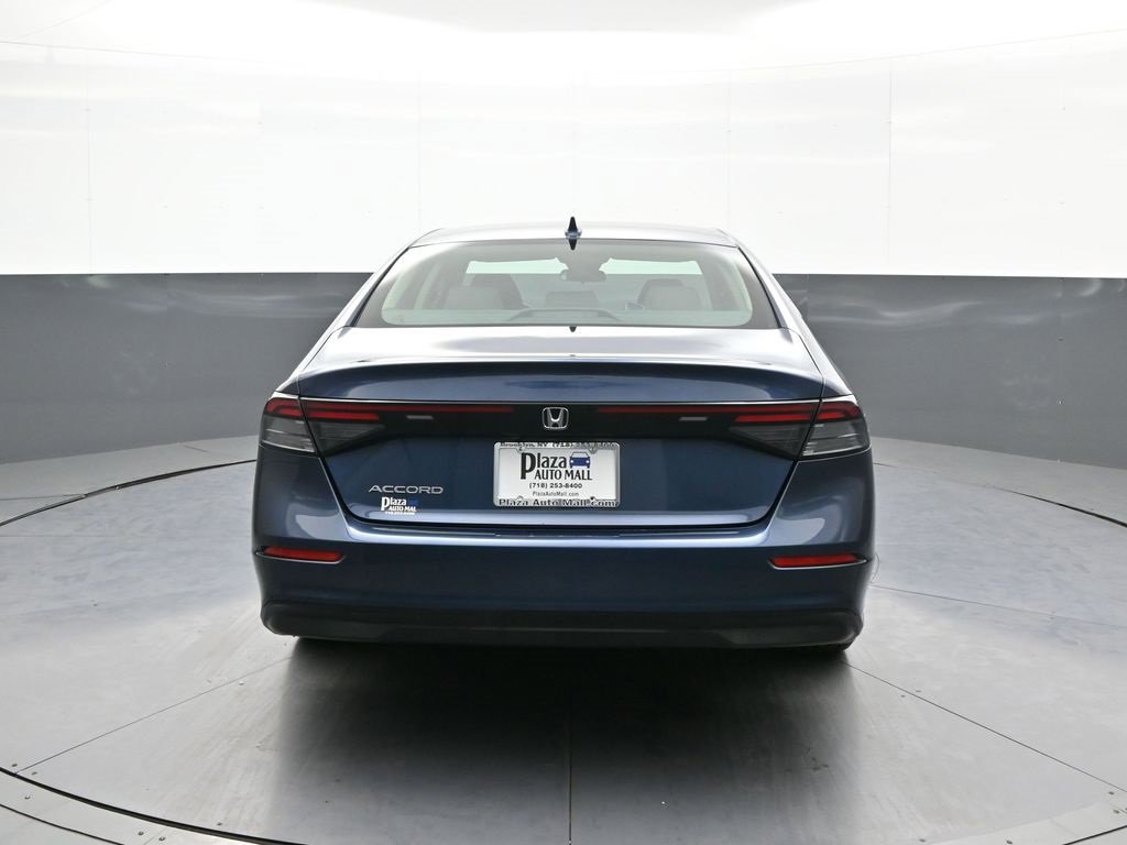 Certified 2023 Honda Accord EX image 7