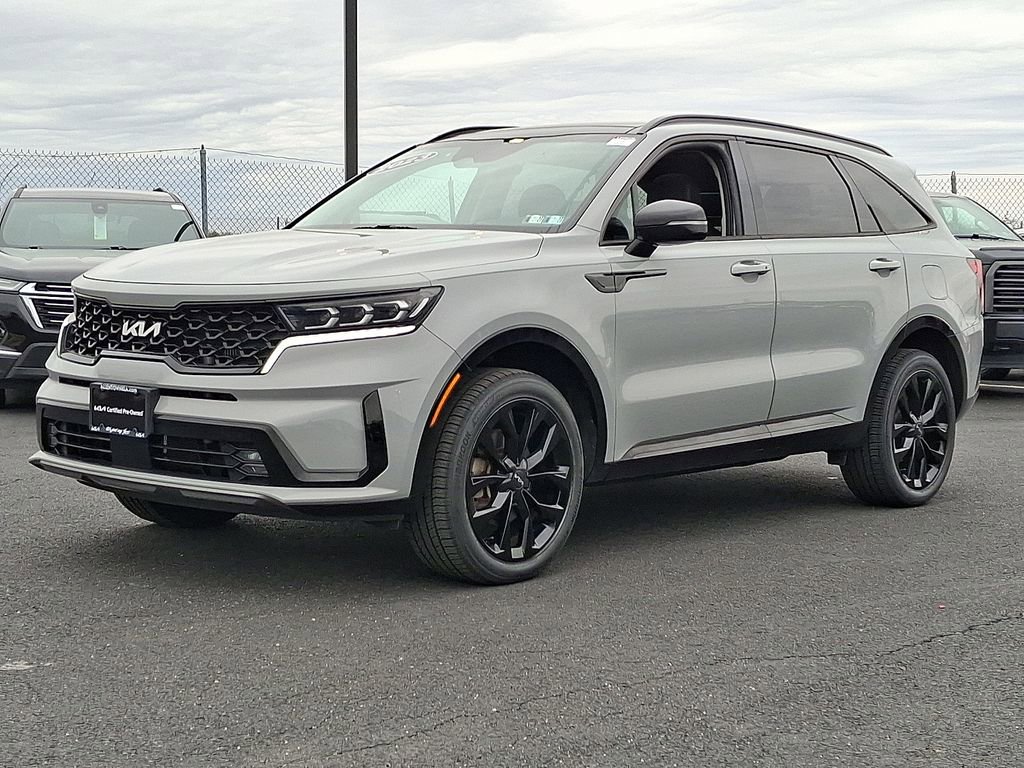 Certified 2023 Kia Sorento SX AWD/4WD image 3
