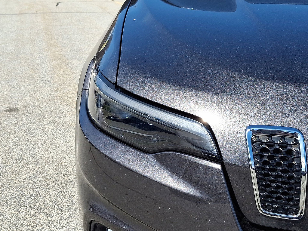 Certified 2022 Jeep Cherokee Latitude Lux w/ Mopar Interior Package image 28