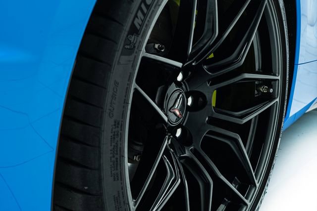 Used 2023 Chevrolet Corvette Z06 image 16