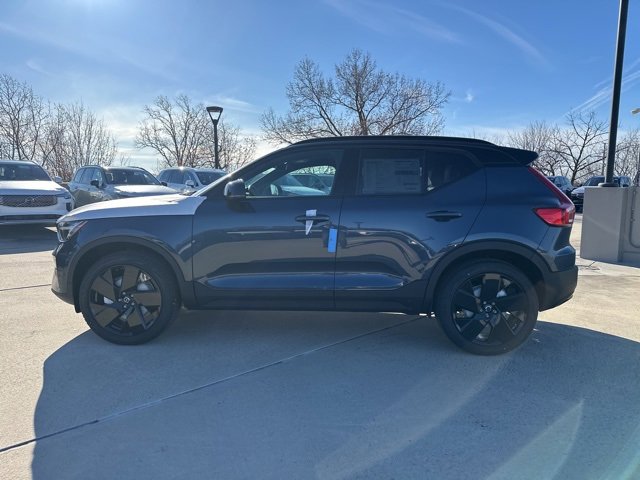 New 2026 Volvo XC40 B5 Ultra w/ Climate Package image 4