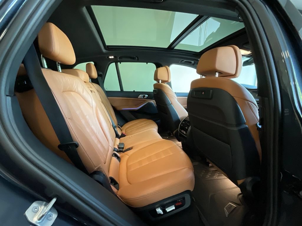 Used 2022 BMW X5 xDrive40i w/ Luxury Seating Package AWD/4WD image 21