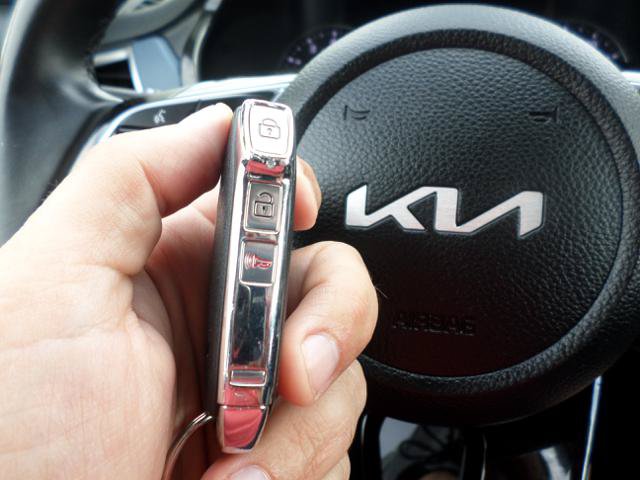 Used 2022 Kia Seltos Nightfall Edition AWD/4WD image 16