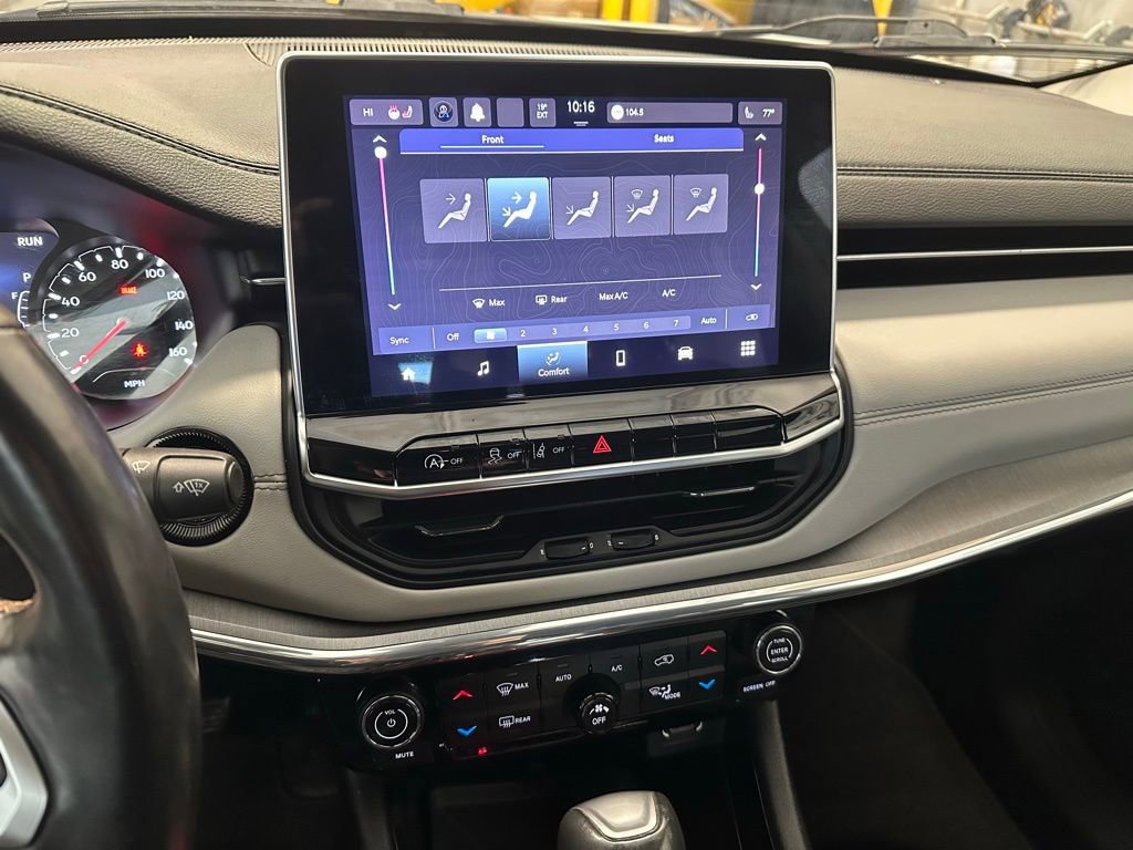 Used 2022 Jeep Compass Limited image 25