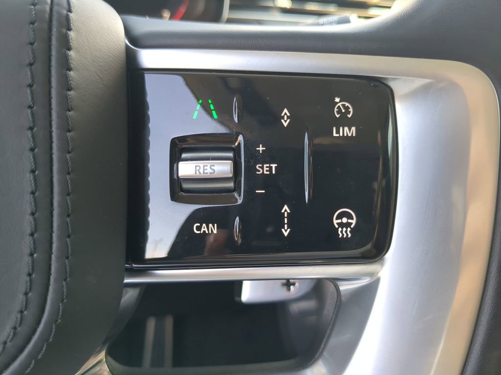 Used 2025 Land Rover Range Rover Long Wheelbase SE AWD/4WD image 30