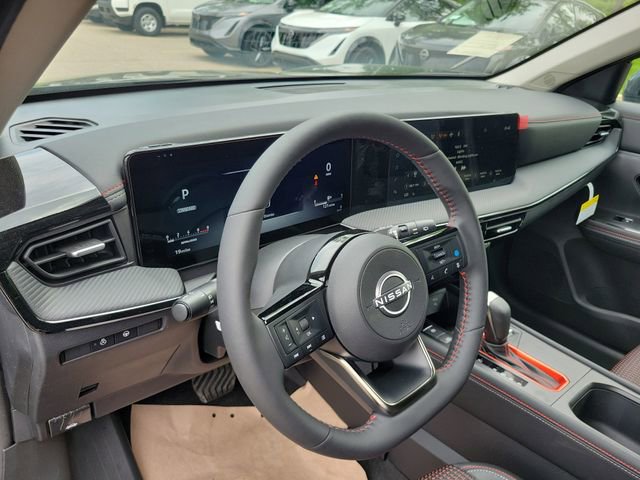 New 2025 Nissan Kicks SR w/ SR Premium Package AWD/4WD image 6