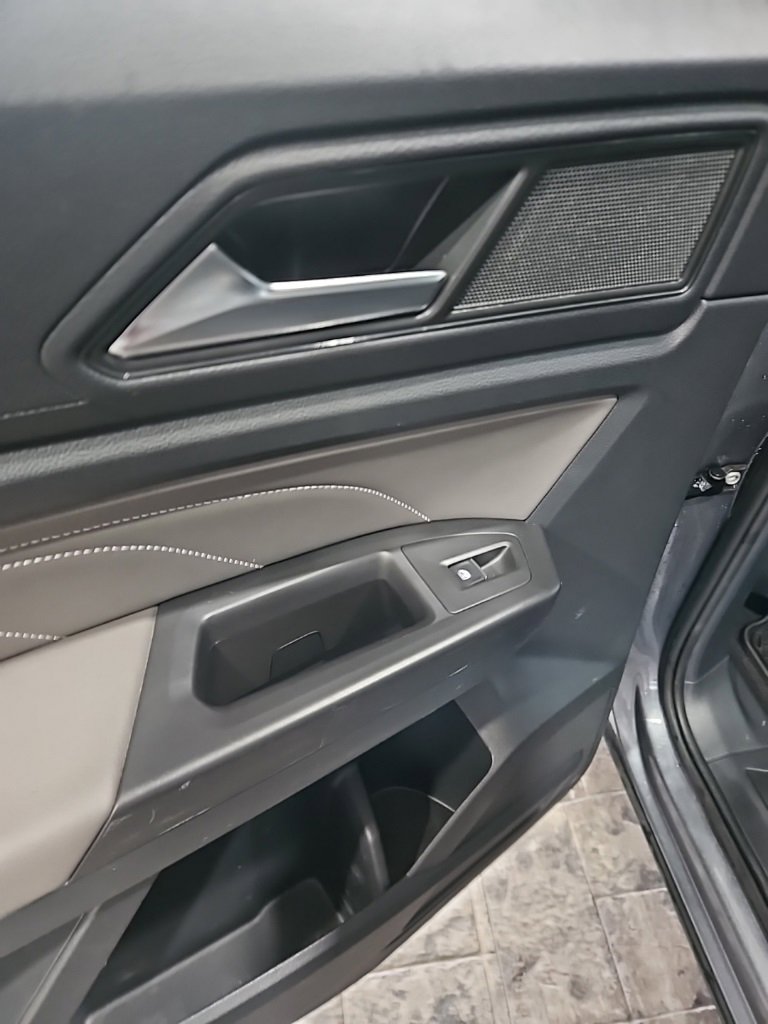 Used 2023 Volkswagen Atlas SE image 23