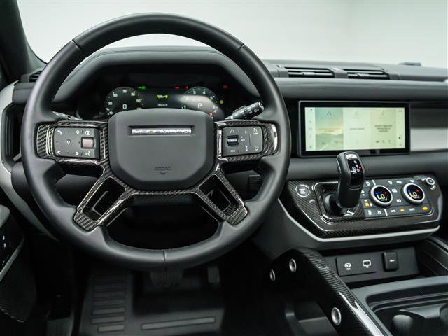 New 2024 Land Rover Defender 110 S image 20