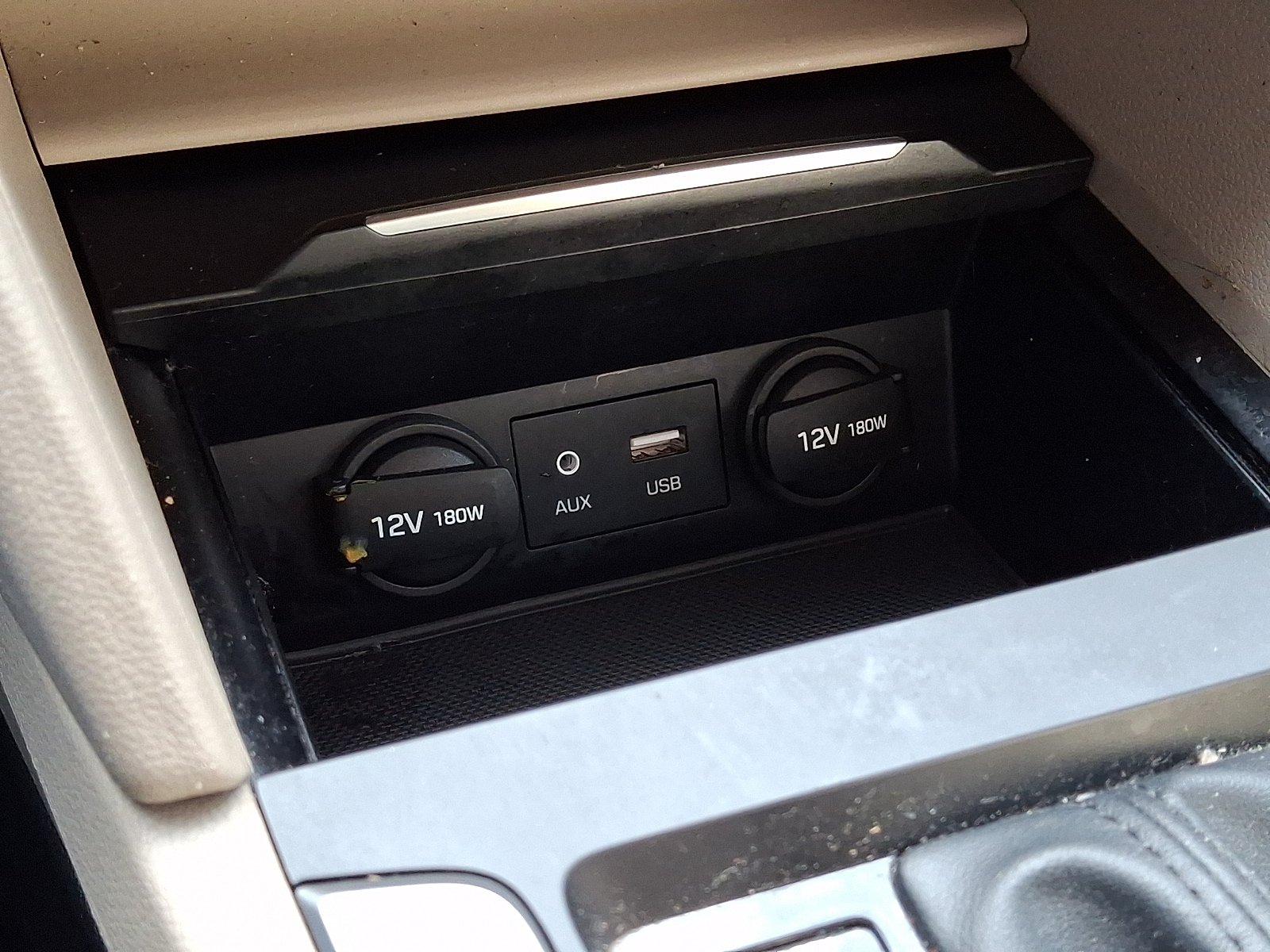 Used 2017 Hyundai Elantra SE FWD image 24