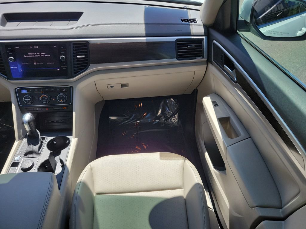 Used 2020 Volkswagen Atlas SE w/ Panoramic Sunroof Package AWD/4WD image 18