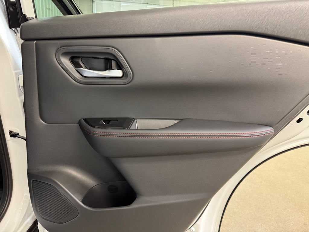 New 2026 Nissan Rogue SV AWD/4WD image 25