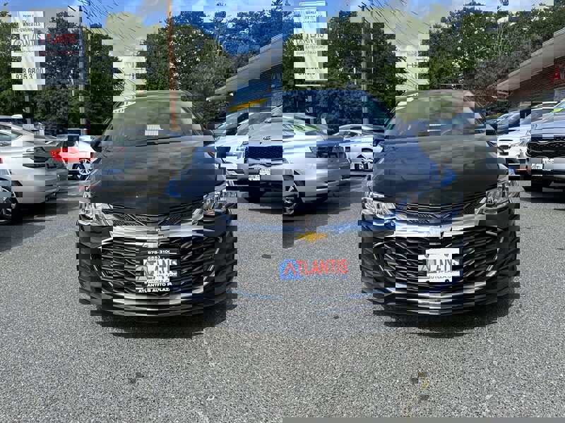 Used 2019 Chevrolet Cruze LS image 2
