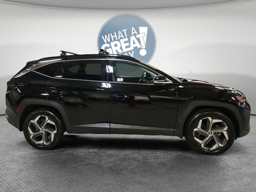 Used 2023 Hyundai Tucson Limited AWD/4WD image 2