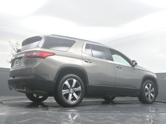 Used 2019 Chevrolet Traverse LT w/ LT Premium Package FWD image 32