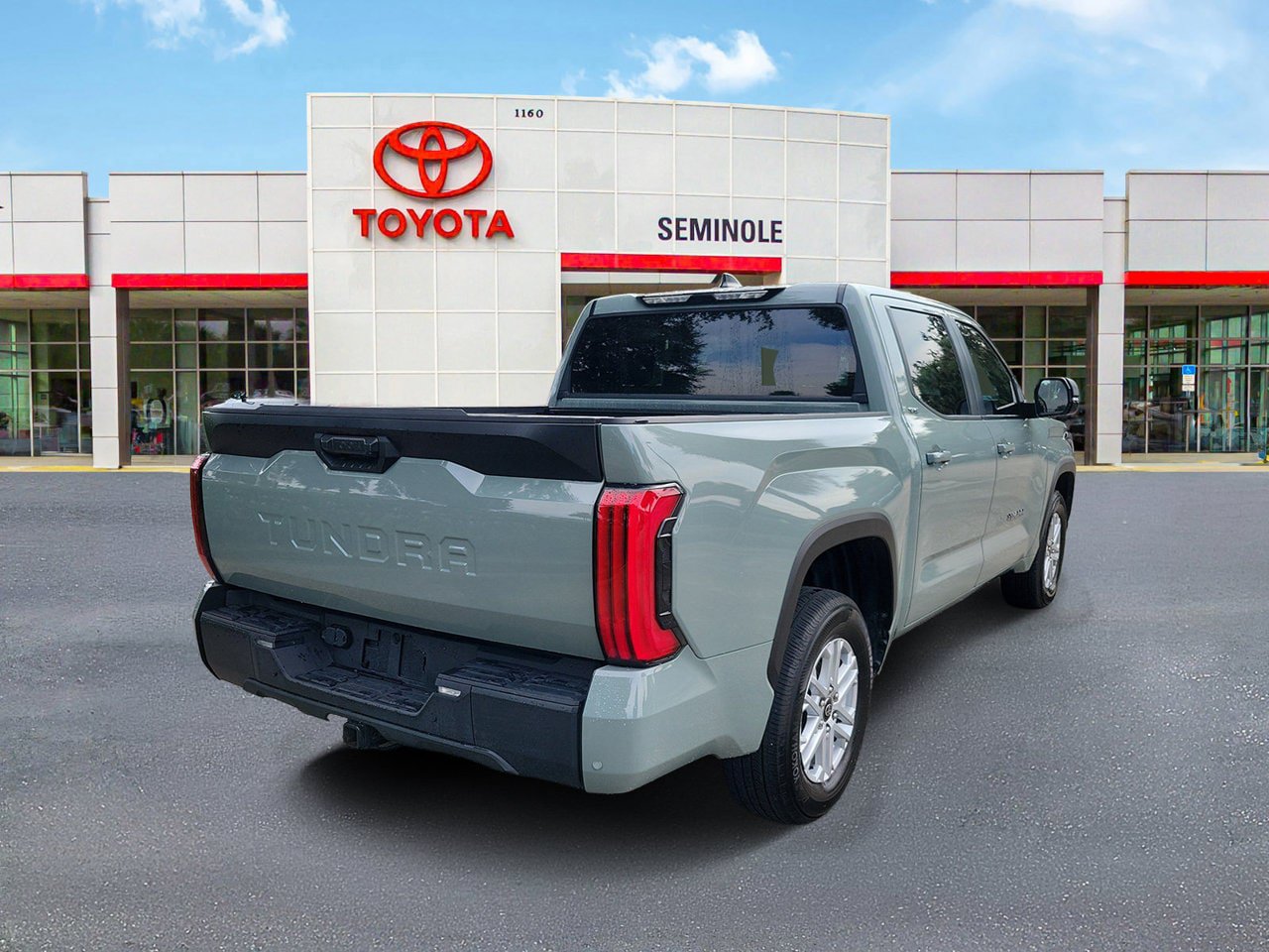 Used 2026 Toyota Tundra SR5 w/ SR5 Premium Package RWD image 3