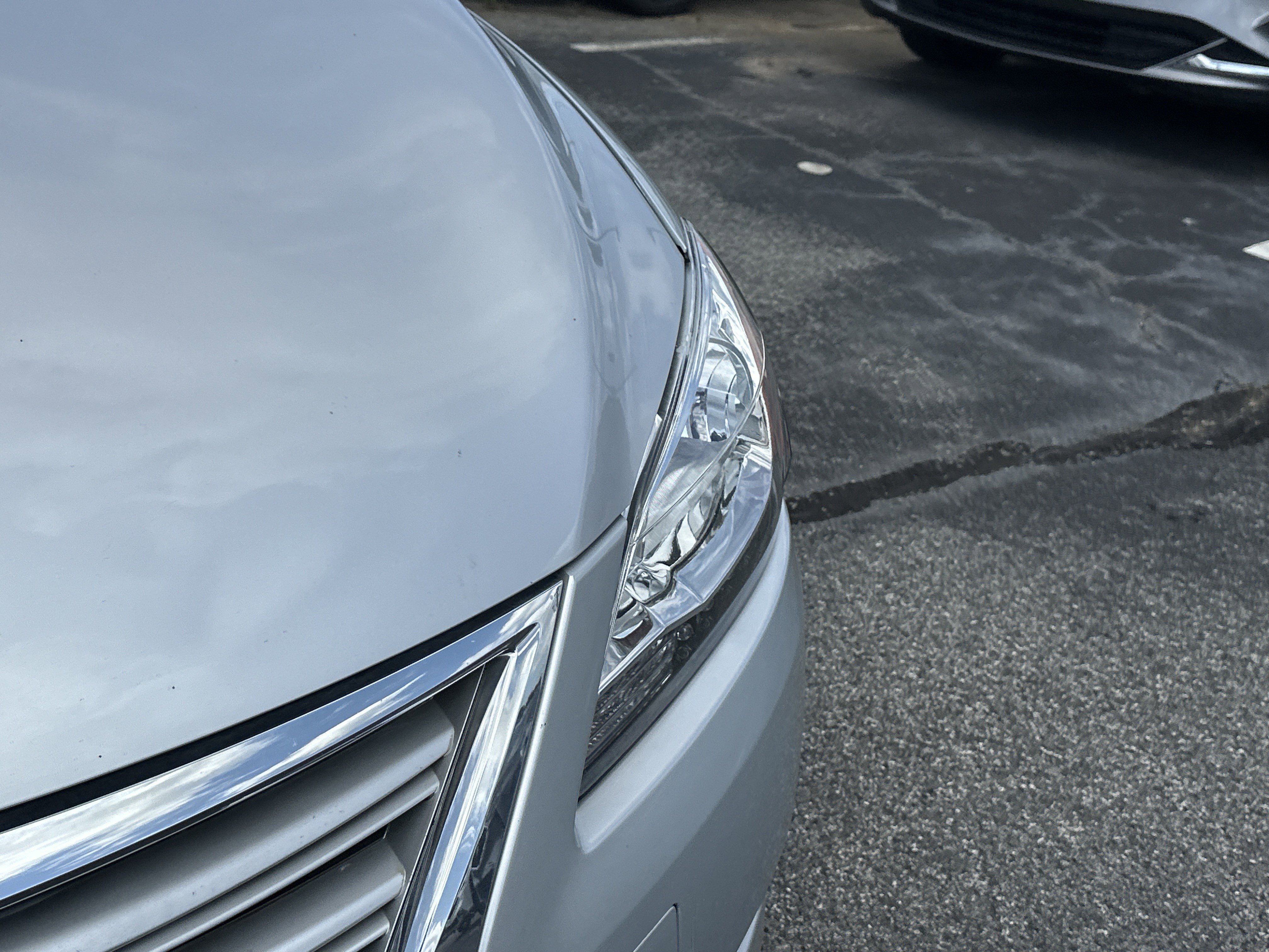 Used 2013 Nissan Sentra SL w/ Leather Pkg FWD image 13
