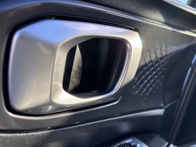 Used 2023 Kia Sorento LX image 20