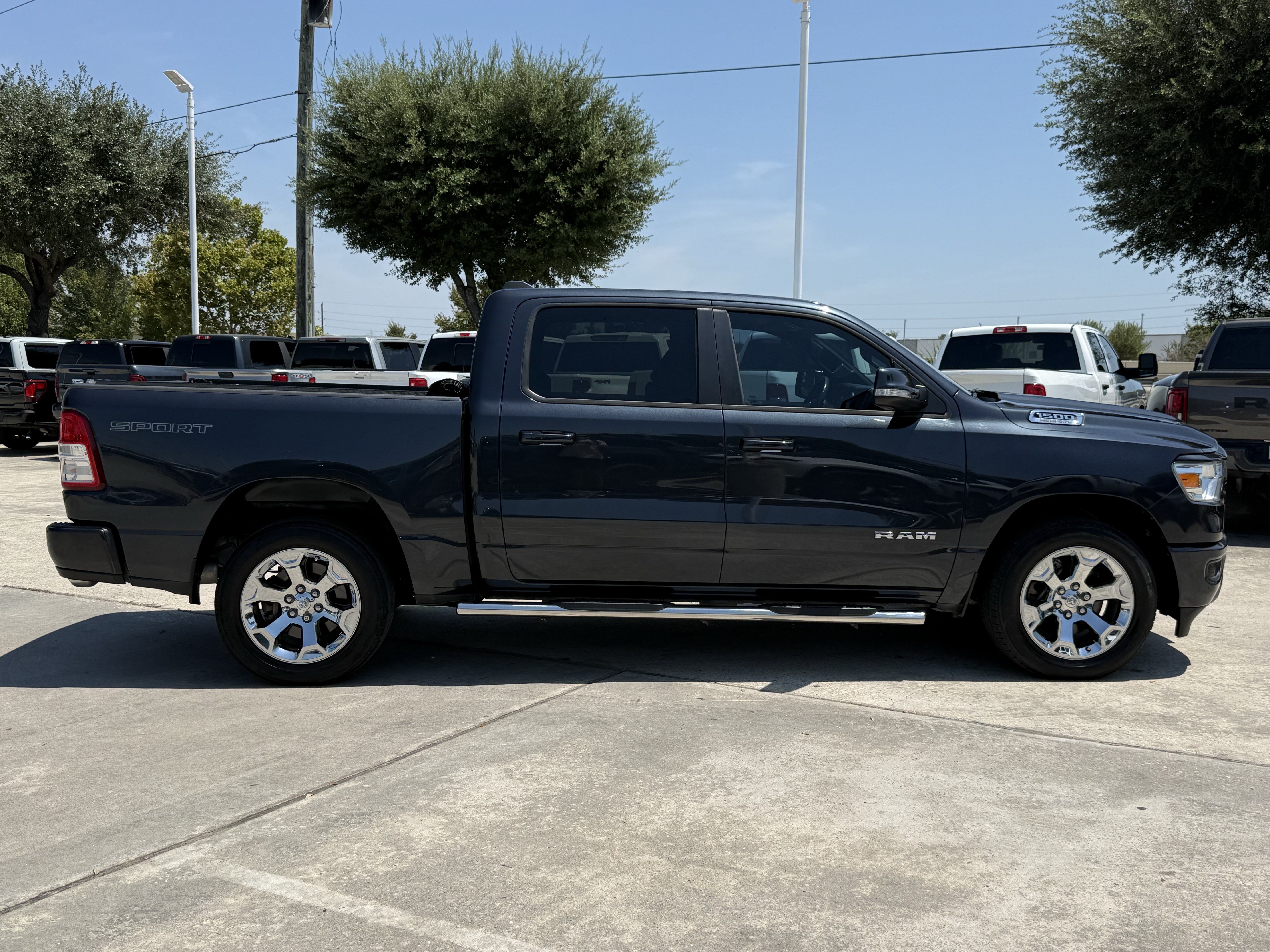 Used 2019 RAM 1500 Big Horn RWD image 3