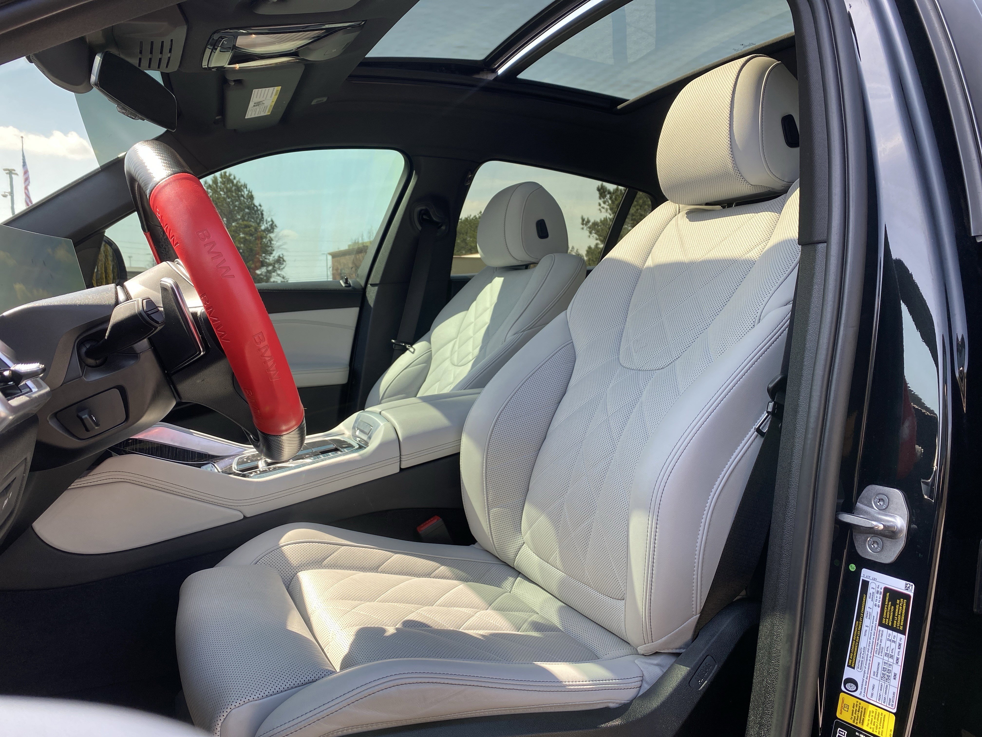 Used 2024 BMW X6 xDrive40i w/ M Sport Professional Package image 7