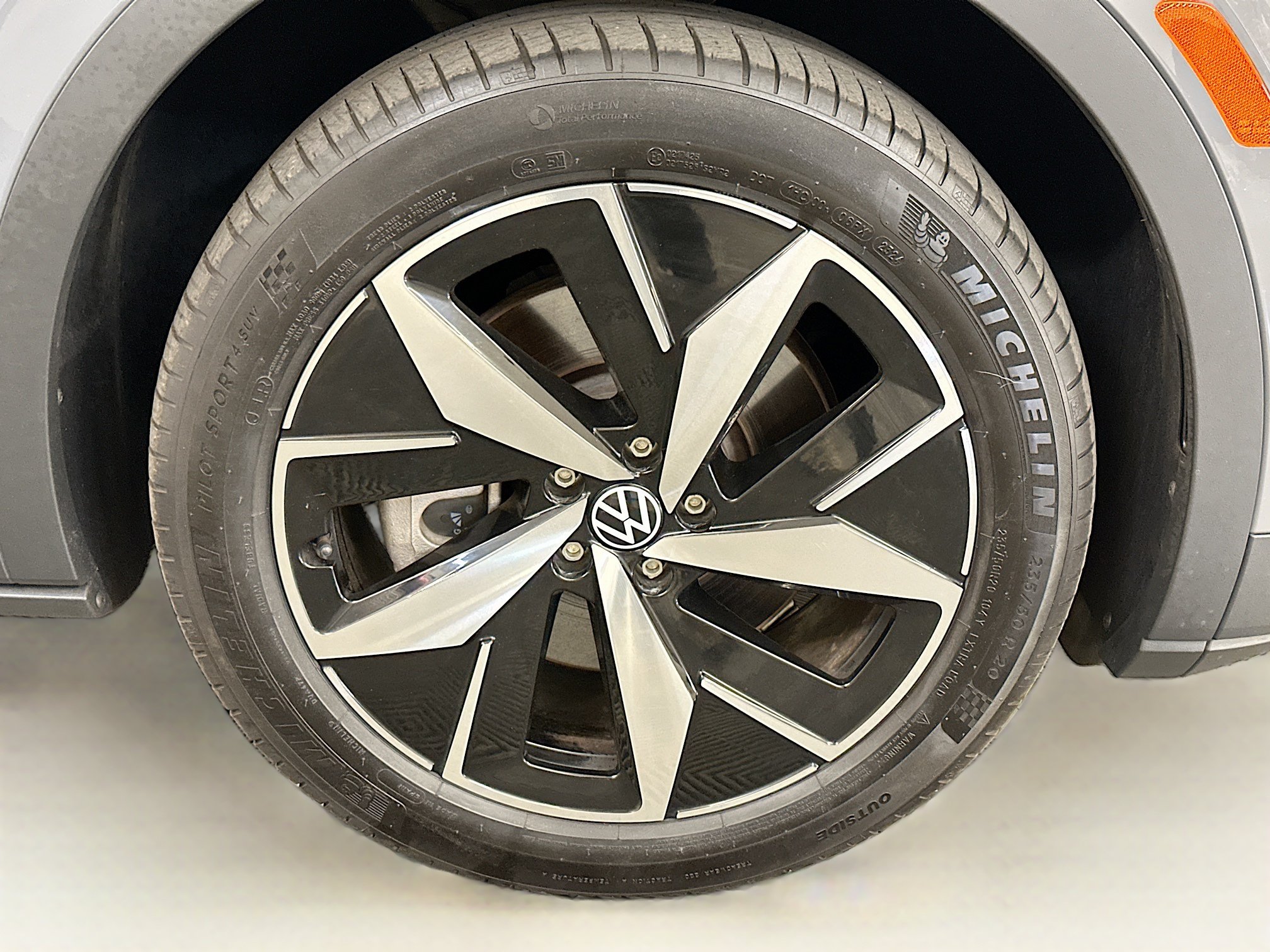 Used 2023 Volkswagen ID.4 Pro S AWD/4WD image 37