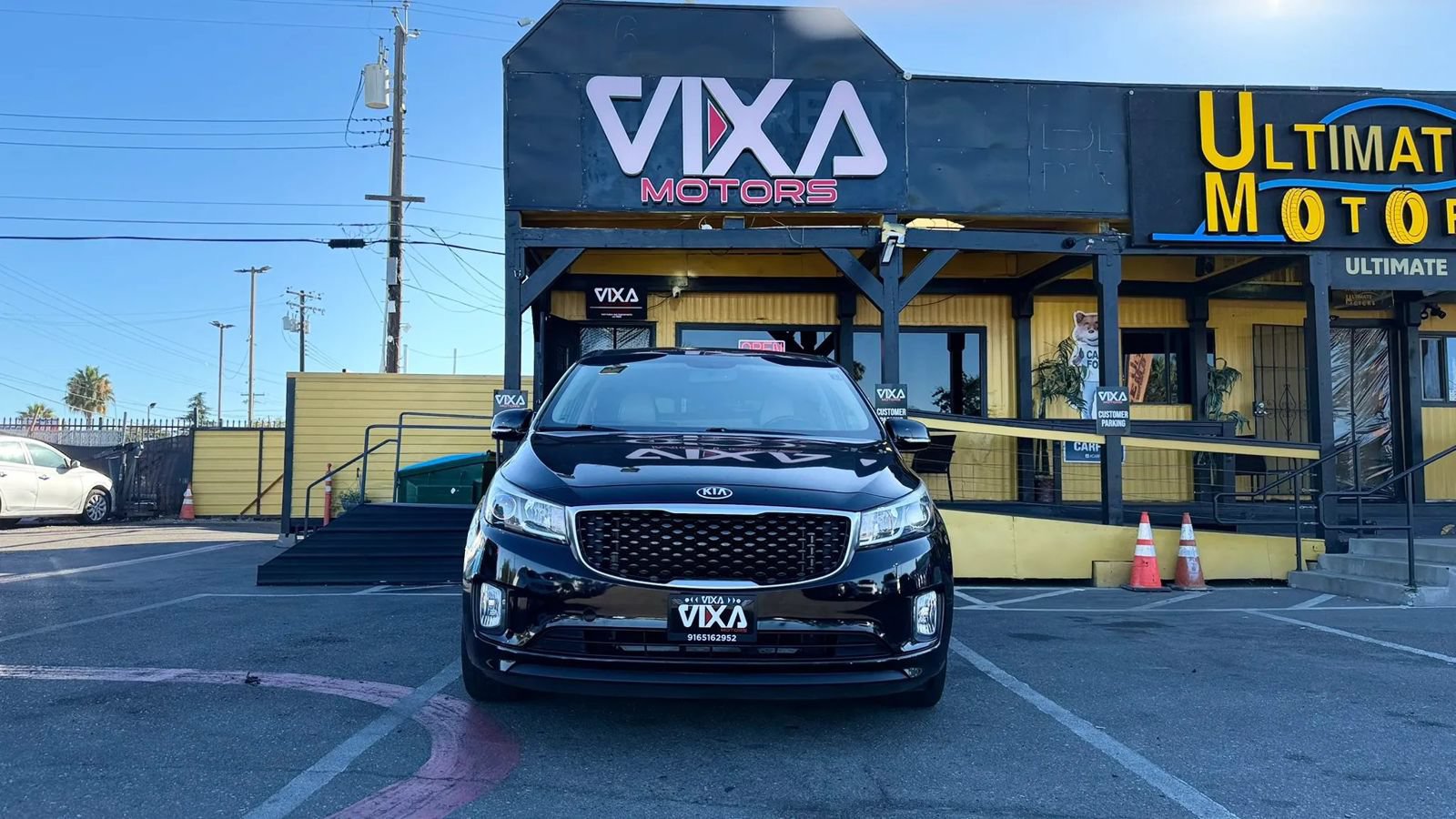 Used 2015 Kia Sedona SX FWD image 2