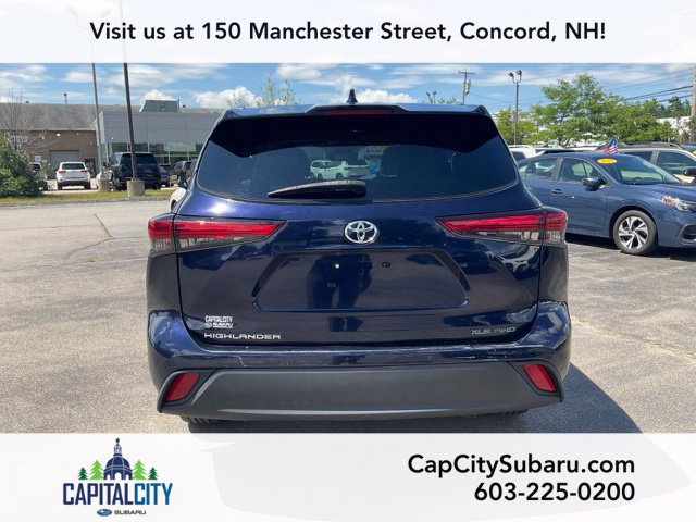 Used 2020 Toyota Highlander XLE AWD/4WD image 5