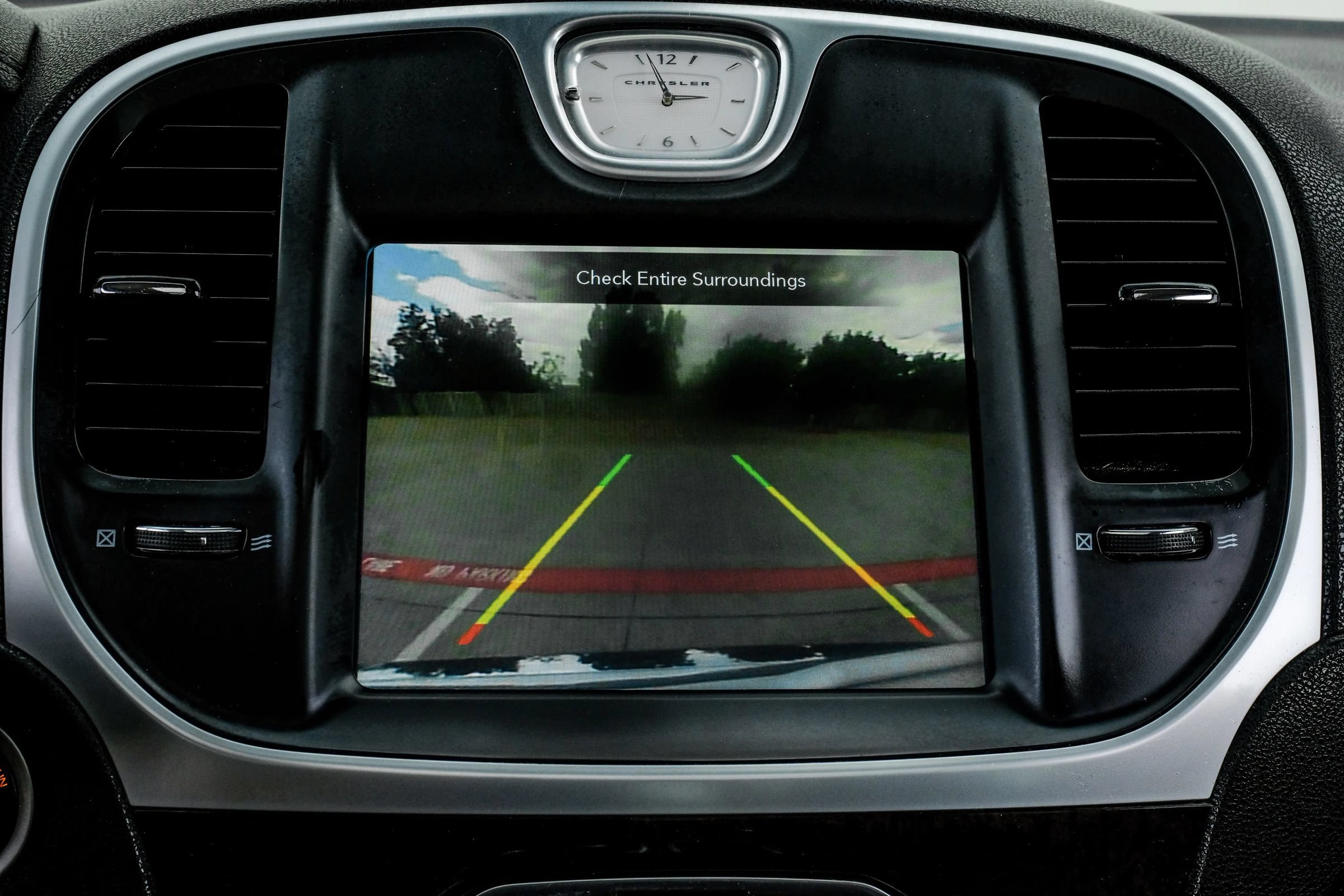 Used 2020 Chrysler 300 Limited RWD image 27