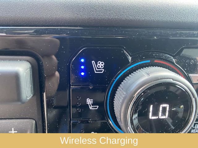 Used 2024 Chevrolet Silverado 1500 LTZ w/ LTZ Premium Package image 24