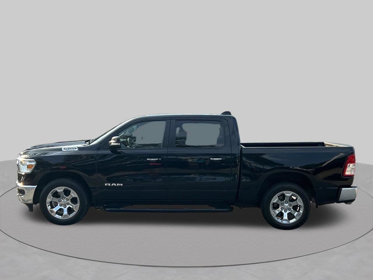 Used 2020 RAM 1500 Lone Star RWD image 2
