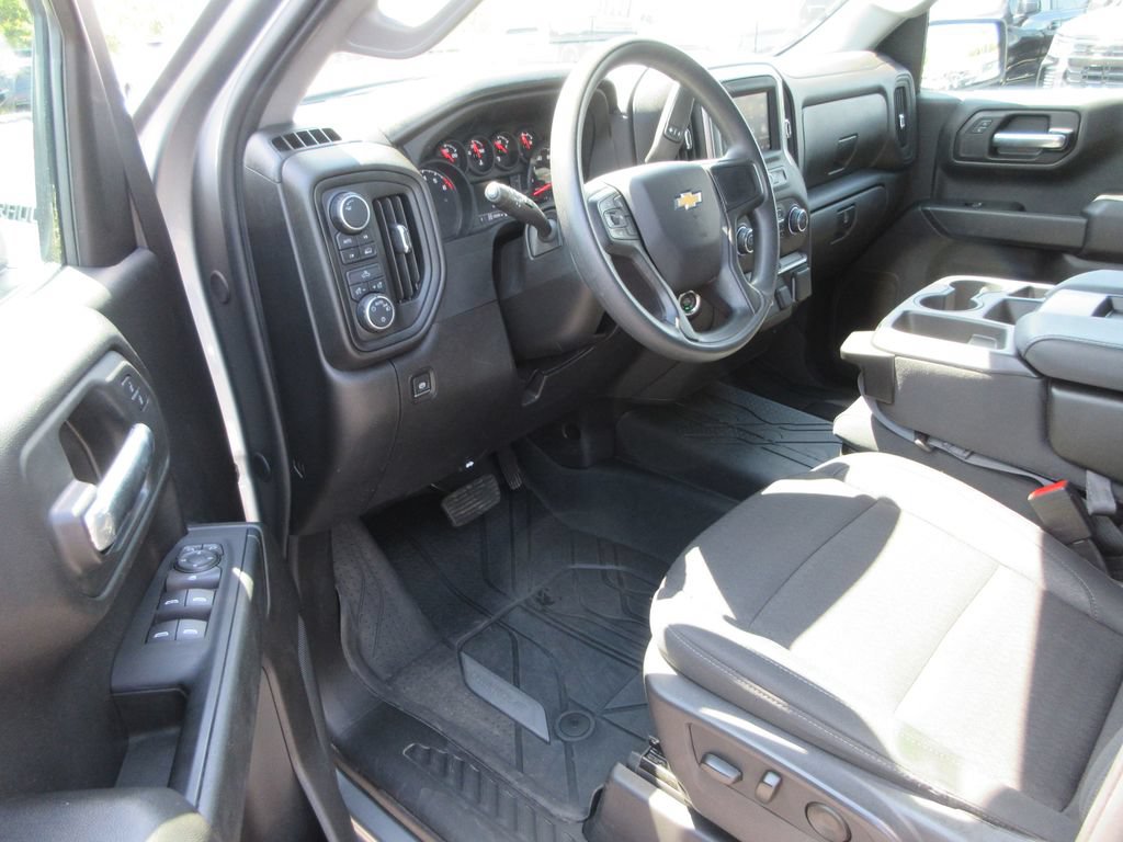 Certified 2026 Chevrolet Silverado 1500 Custom w/ Turbomax Blackout Package AWD/4WD image 15