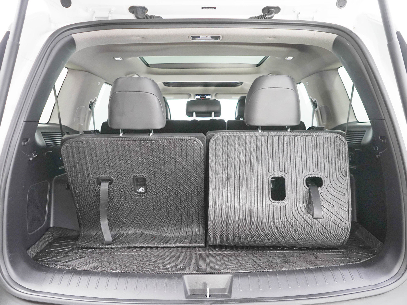 Used 2024 Hyundai Santa Fe Limited AWD/4WD image 9